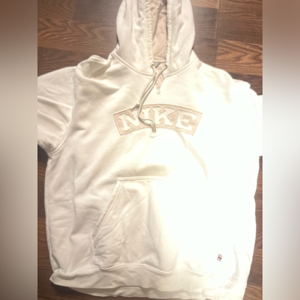 Vintage 2000 Nike sweatshirt